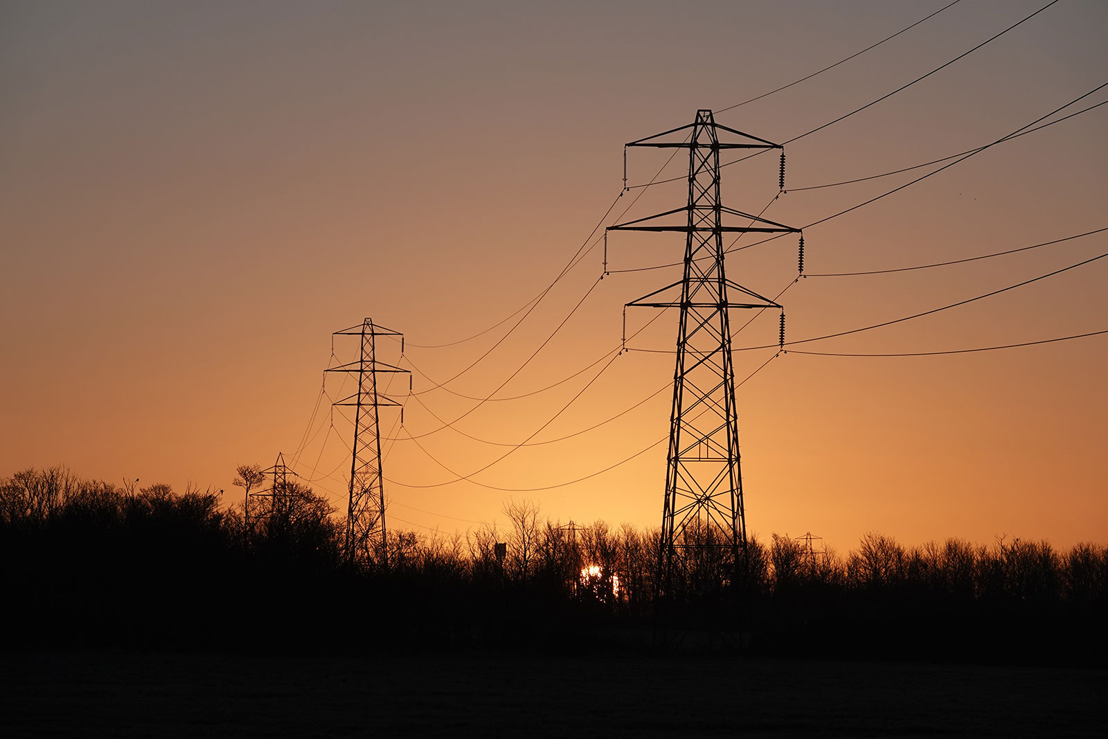 Reduced risk during change and modernisation of live energy systems