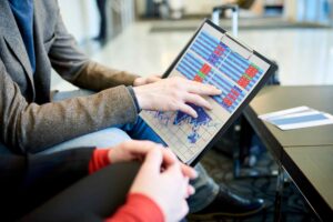 Business analysis with charts and data on clipboar 2026 01 08 07 06 59 utc