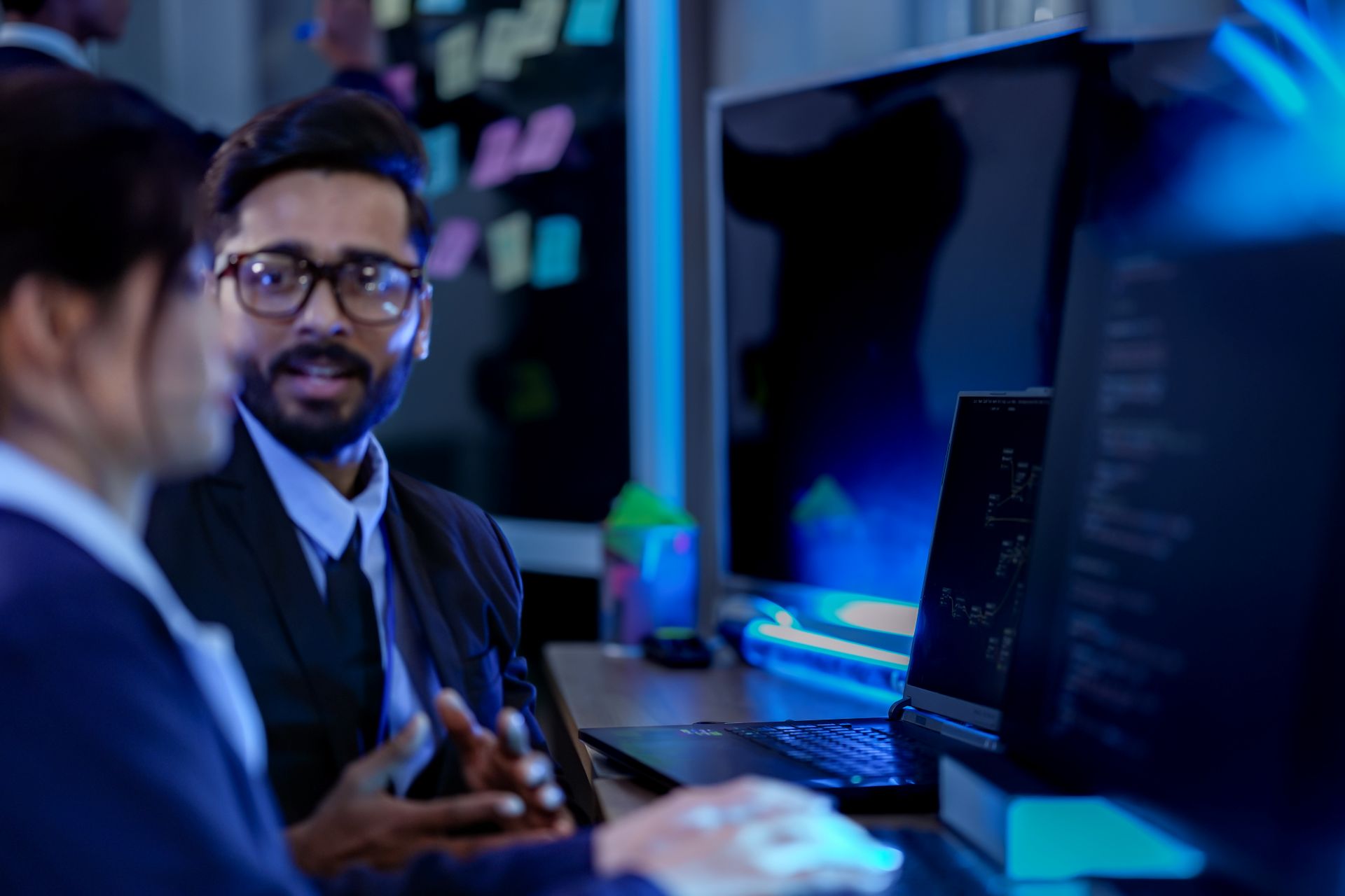 Business professionals collaborating in a modern o 2026 01 08 08 17 20 utc