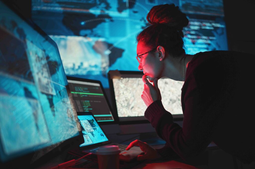Expert identifying software security vulnerabilities